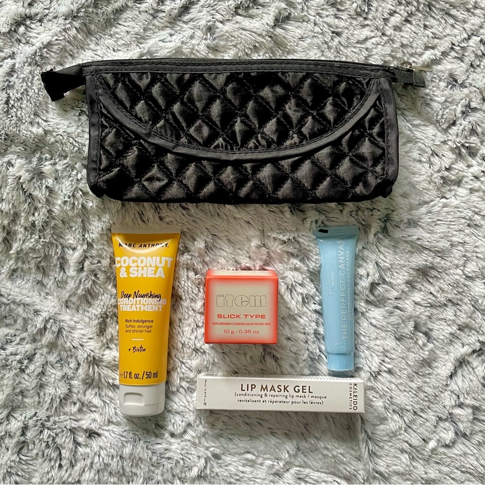 FREE WITH PURCHASE! Set of self care goodies!